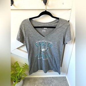 Gray Philly Eagles shirt! Size large